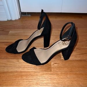 Vince Camuto Black 4in Suede Heels